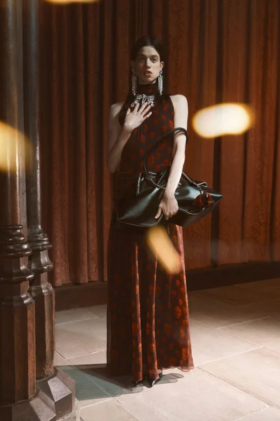 Look 12